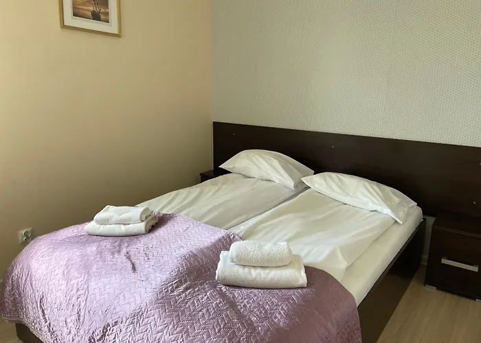 Sztutowo Lazurowy Dwor - Apartamenty Oraz Pokoje Z Basenem I Parkingiem