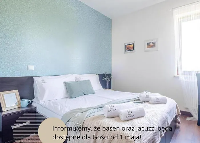 Sztutowo Lazurowy Dwor - Apartamenty Oraz Pokoje Z Basenem I Parkingiem