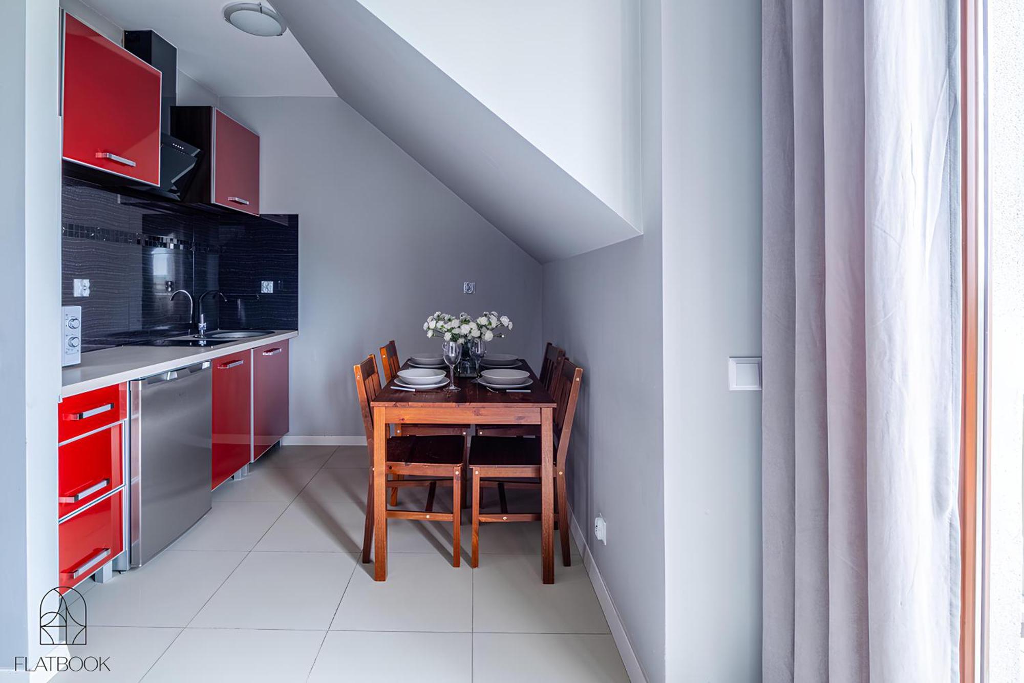 Lazurowy Dwor - Oraz Z Basenem I Parkingiem Bed & Breakfast *