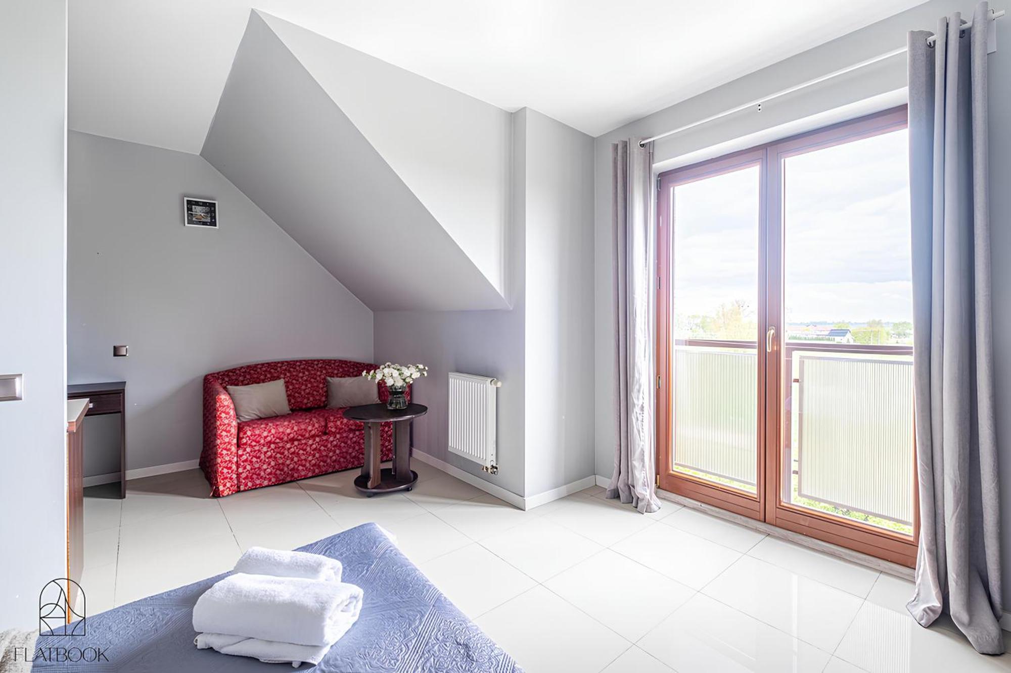 Bed & Breakfast Lazurowy Dwor - Oraz Z Basenem I Parkingiem *
