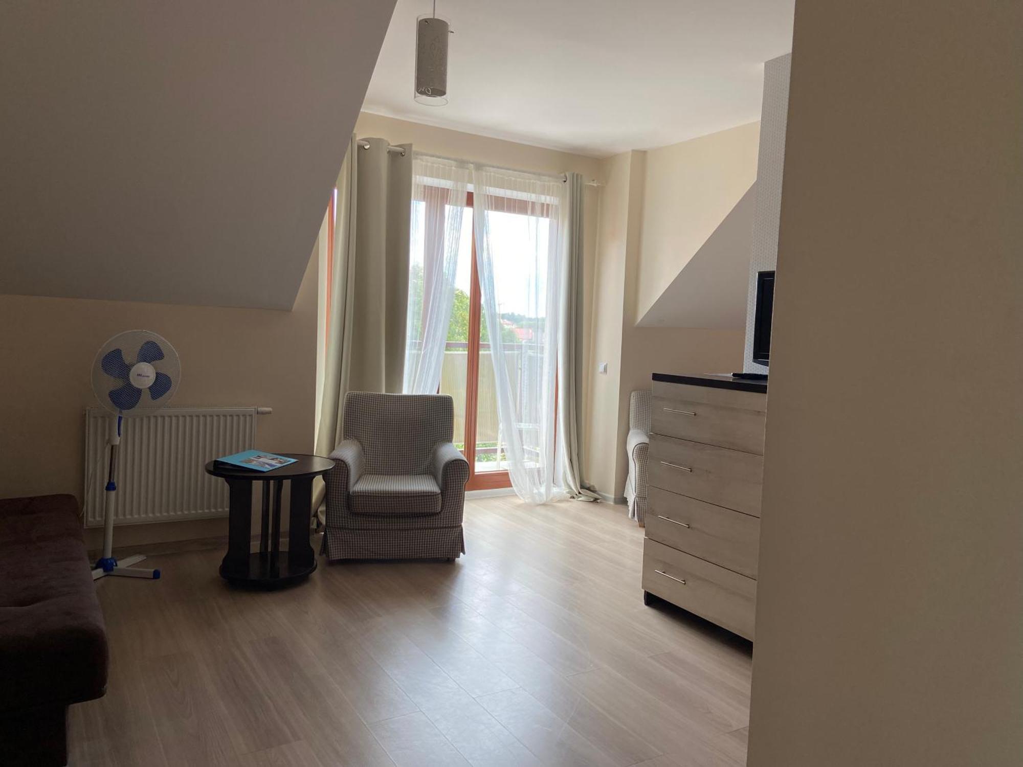 Lazurowy Dwor - Oraz Z Basenem I Parkingiem Bed & Breakfast Sztutowo