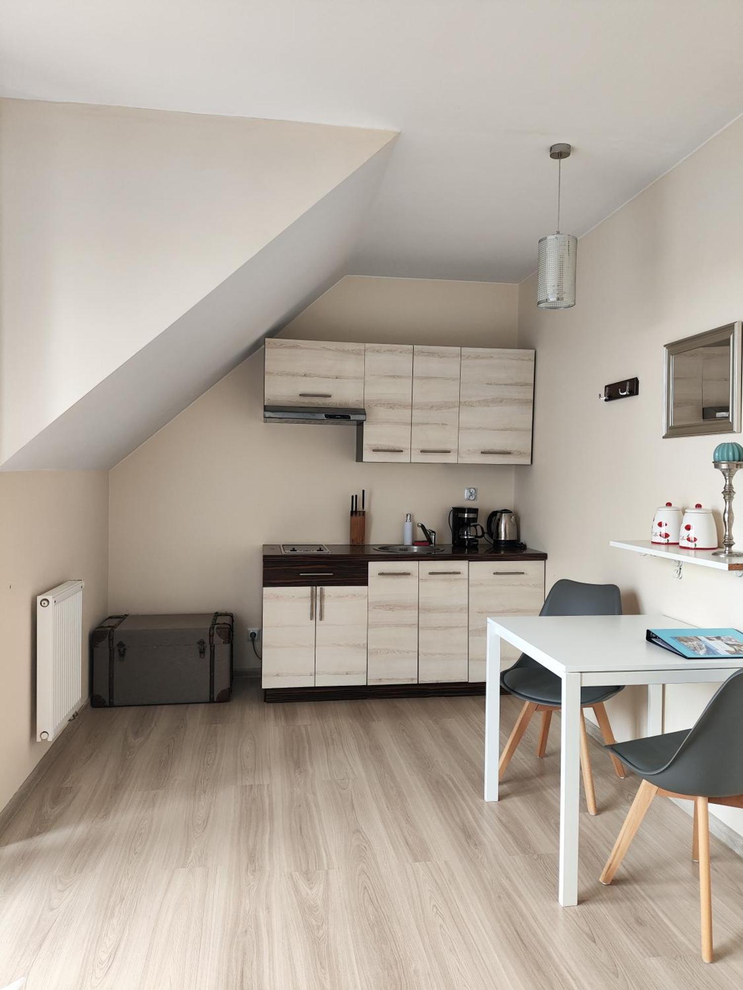 Lazurowy Dwor - Oraz Z Basenem I Parkingiem Bed & Breakfast *